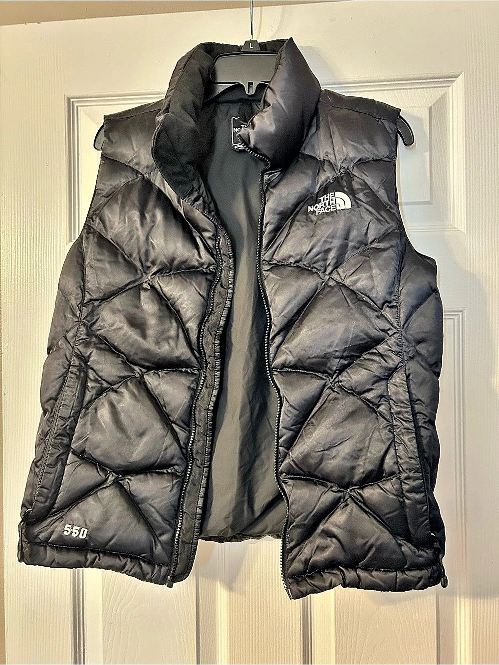 The North Face 550 Down Vest Down Puffer Vest in Black Size Medium
